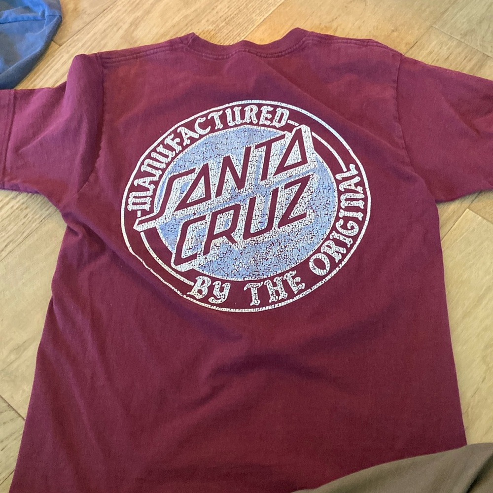 Santa Cruz t shirt